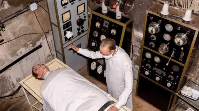 Scientists Developing mRNA Tech That Can Bring Corpses Back From the Dead!